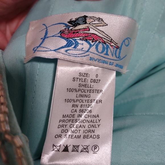 Prom dress - Picture 6 of 7